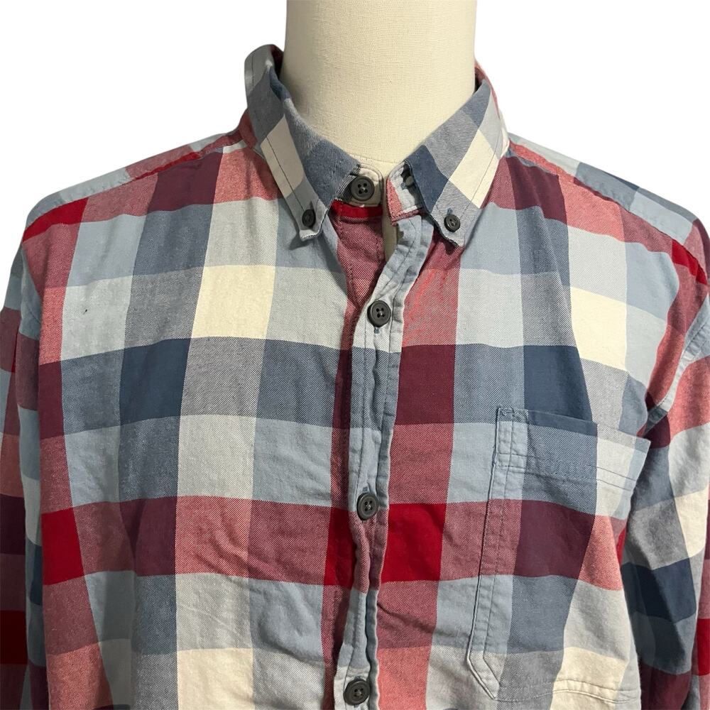 Columbia Men's Red Blue Plaid 100% Cotton Long Sleeve Button Down Sz XL Classic